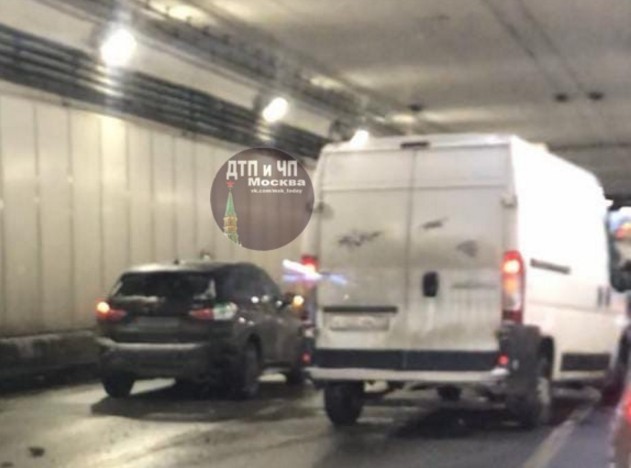В тоннеле на Волоколамском шоссе произошла авария