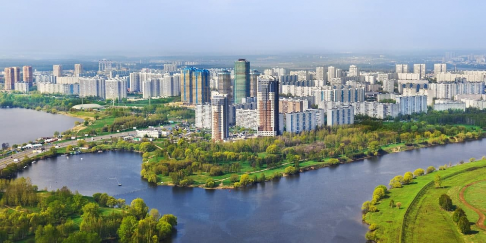 На северо-западе Москвы в феврале было выявлено 35 нарушений в земельно-имущественной сфере