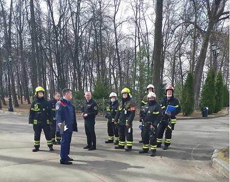 Под надежной защитой