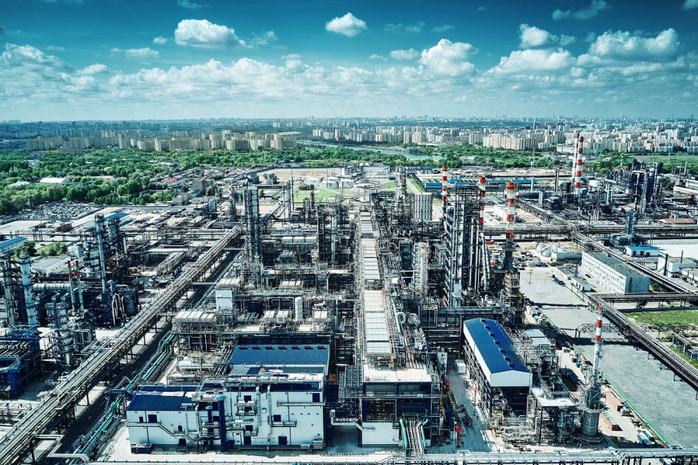 Новое эко-топливо для морских судов стали производить на Московском НПЗ